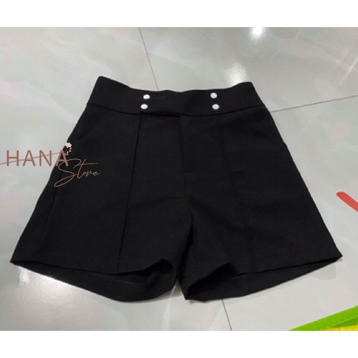 Quần short cạp cao ống rộng nữ vải ngắn cá tính ôm mông - Màu Đen Kem - Vải đẹp - Mặc công sở ở nhà đi biển ngang gối