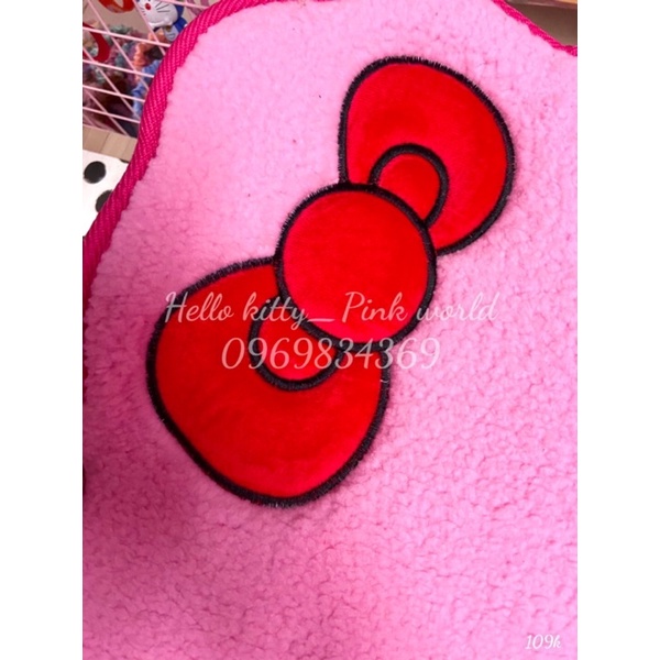 Thảm đầu mèo hello kitty