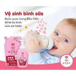 Nước rửa bình sữa Arau Baby Nhật Bản túi 450ml chứa các thành phần chiết xuất tự nhiên, không chứa phụ gia tổng hợp