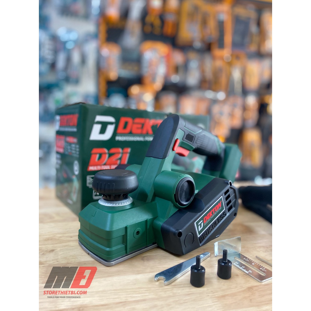 Máy Bào 82mm Dùng Pin 21v D21 Dekton  / D21-MB82 / Motor Không Chổi Than / Sử Dụng Các Loại Lưỡi Thông Dụng 82mm