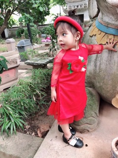 Áo dài cách tân cho bé gái