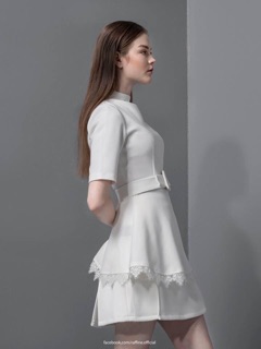 Set áo trắng phối ren - Julie set