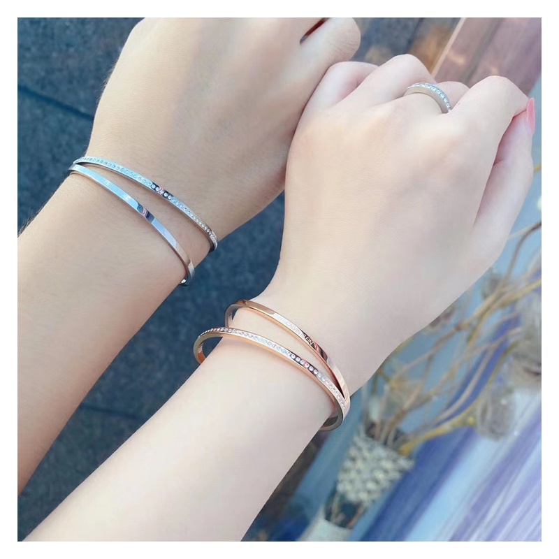 Vòng tay nam nữ Calvin Klein Outline Bangle, lắc tay CK Cuff Fullbox,túi xách-Tuyển CTV- Hỗ trợ DROPSHIP