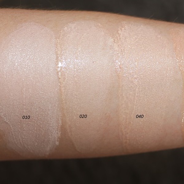 Kem nền ROSE INC Skin Enhance Luminous Skin Tint $49 màu 020