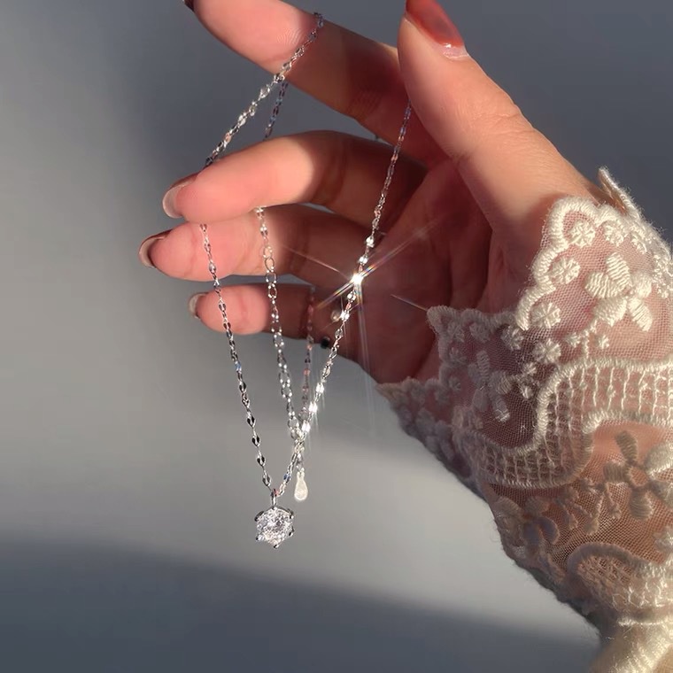 Ahellogirl Vòng cổ Mặt Hình Cánh Bướm Bằng Thép Không Gỉ Đính Đá Phong Cách Vintage