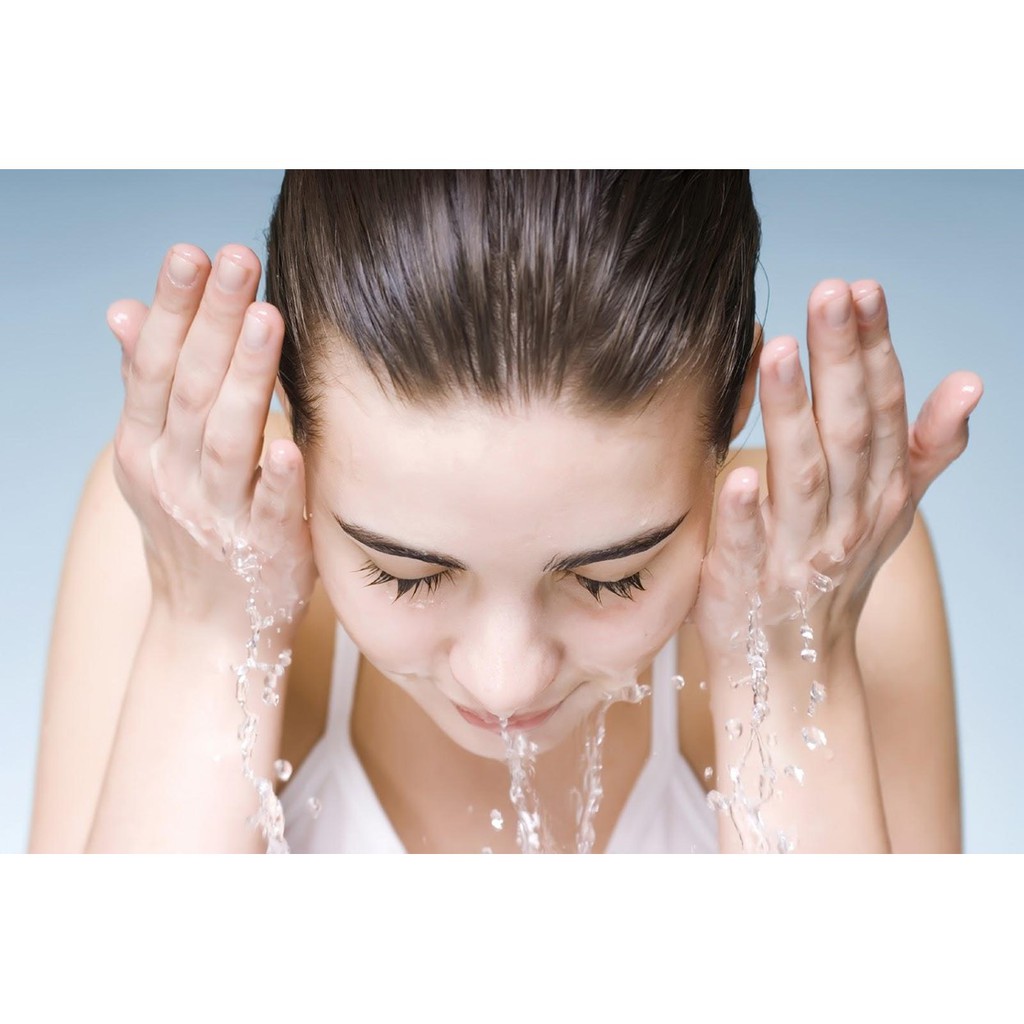 Sữa Rửa Mặt Neutrogena Làm Sạch Sâu Và Kiểm Soát Nhờn Neutrogena Deep Clean Foaming Cleanser 50g