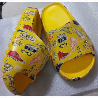Dép bánh mì hình chuột mickey