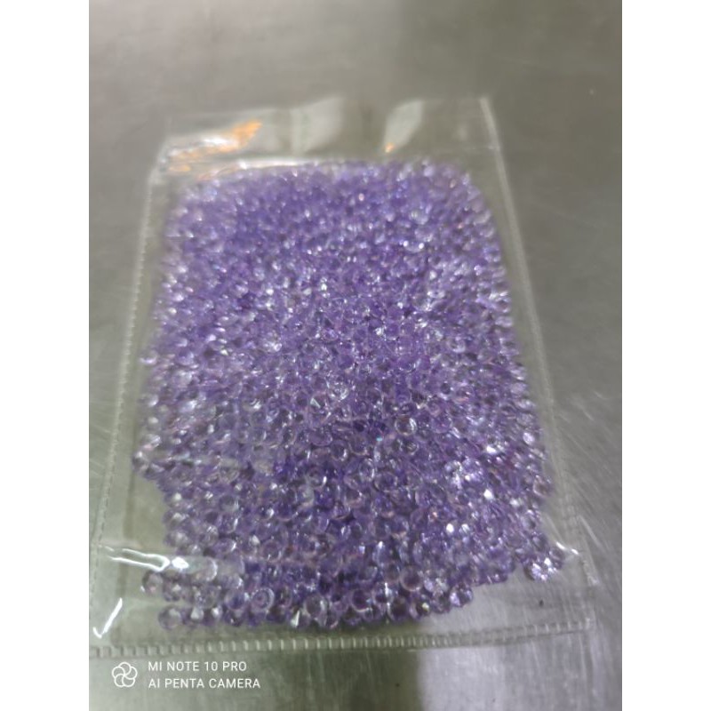 1000v hạt nhựa kim cương 4.5 mm