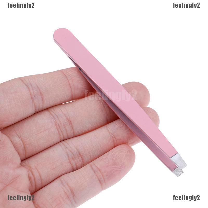 Nhíp tỉa lông mày bằng kim loại chuyên dụng