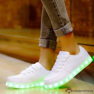 Giày có đèn LED phát sáng cho nữ