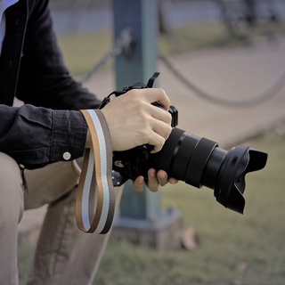 [CAMERA] Dây đeo máy ảnh Bossbags Classical Sọc