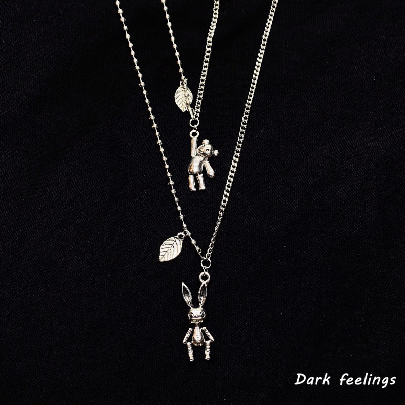 Dây Chuyền Mặt Tròn Khắc Hình Gấu Và Thỏ 133972dark