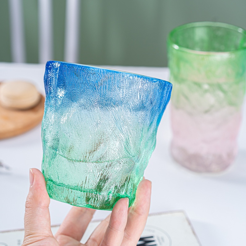 Cốc thuỷ tinh cao cấp 260ml chất liệu thủy tinh màu chịu nhiệt tốt dùng để uống cafe uống rượu cực chill