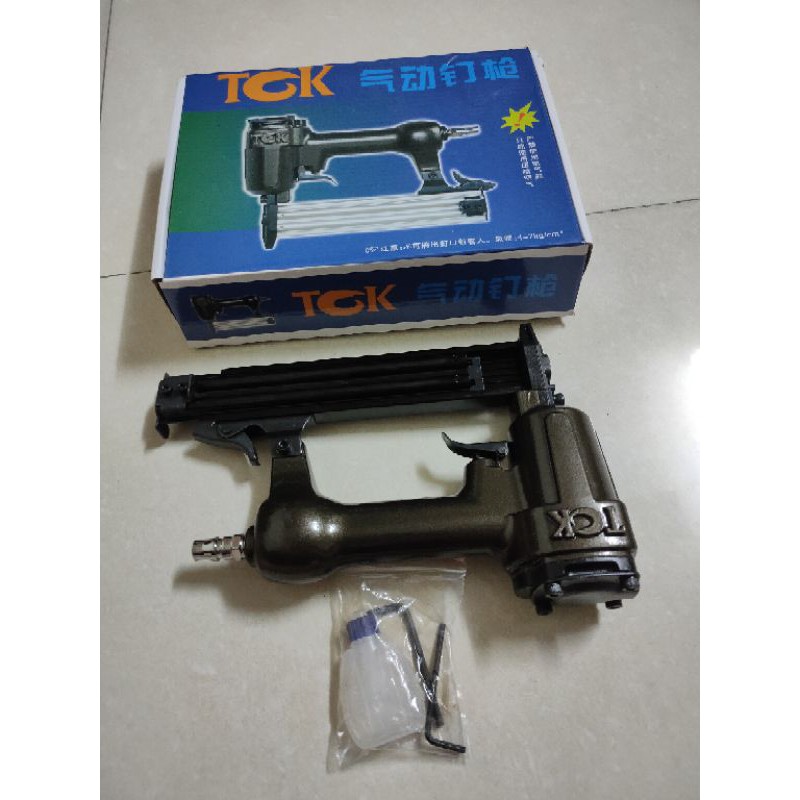 Súng bắn đinh F30 TCK