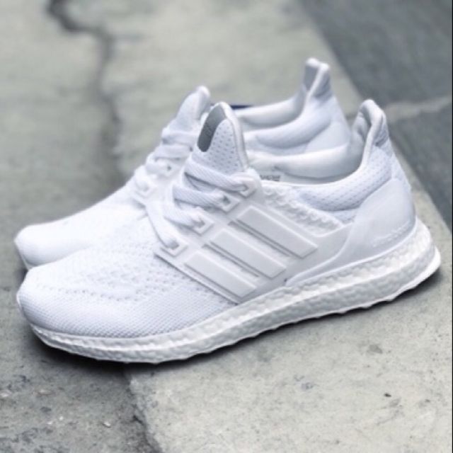 Hàng Có Sẵn Giày Ultra Boost FULL BOX