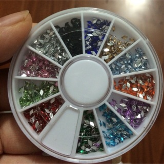 Hộp đá hình tứ giác