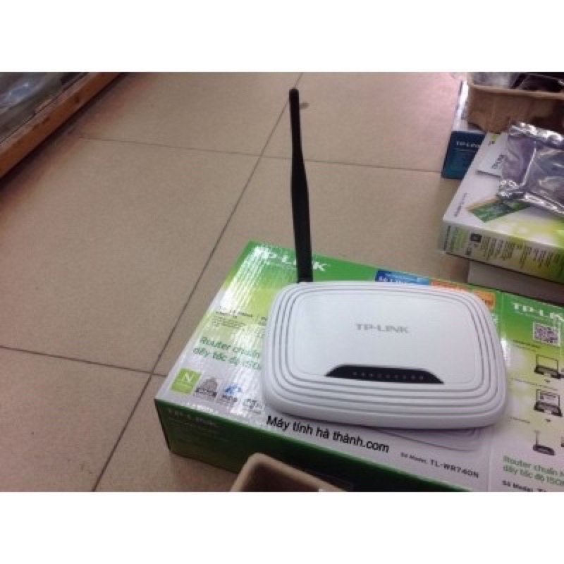 Bộ phát wifi TP-Link TL-WR740 150Mbps (1 râu - 4 LAN)Bộ phát wifi TP-Link TL-WR740 150Mbps (1 râu - 4 LAN)Bộ phát wifi T