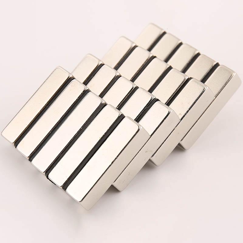 Nam châm đất hiếm 40x10x10mm