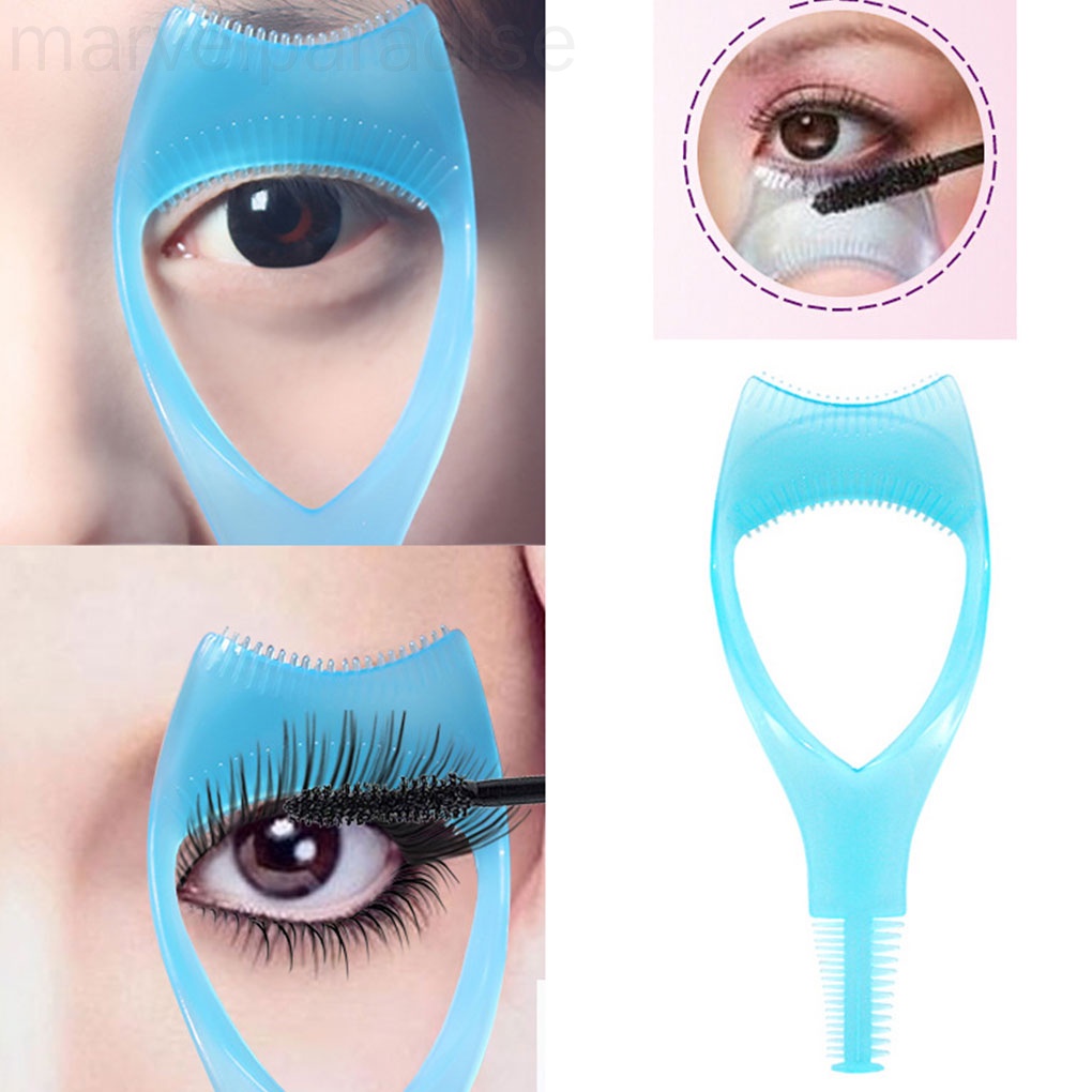 Thẻ nhựa hỗ trợ chuốt mascara tiện dụng