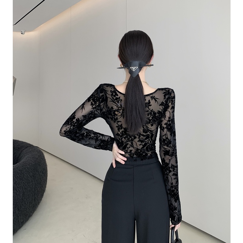 Áo kiểu tay dài cổ vuông phối ren thời trang mùa thu dễ phối đồ