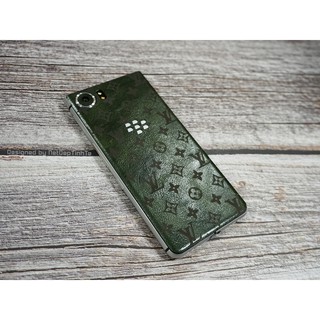 Miếng dán da skin Keyone - khắc LV - D47