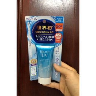 Kem chống nắng Biore aqua rich