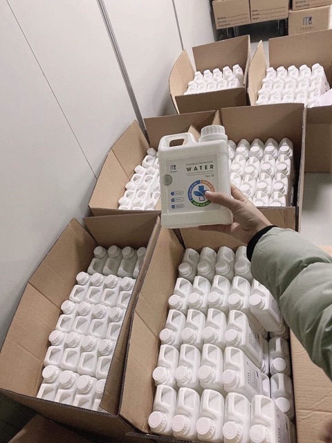 GEL RỬA TAY KHÔ LOẠI CAN 1 LÍT DIỆT VI KHUẨN KÝ SINH TRÙNG KHÔ NHANH 3S