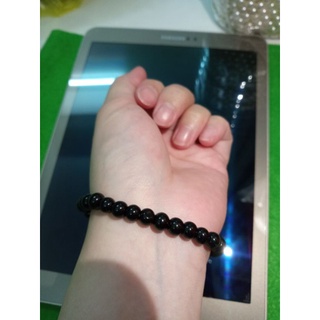 chuỗi đeo tay mẫu mới màu đen