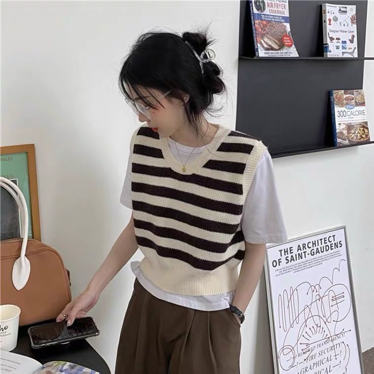Áo len không tay họa tiết sọc ngang thời trang dành cho nữ | BigBuy360 - bigbuy360.vn
