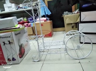 Kệ để cây cảnh bánh xe