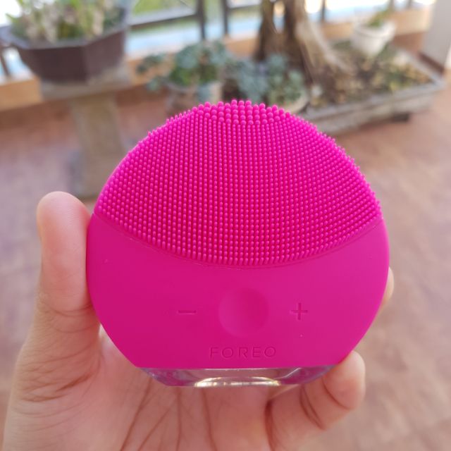 Máy rửa mặt Foreo Luna mini 2