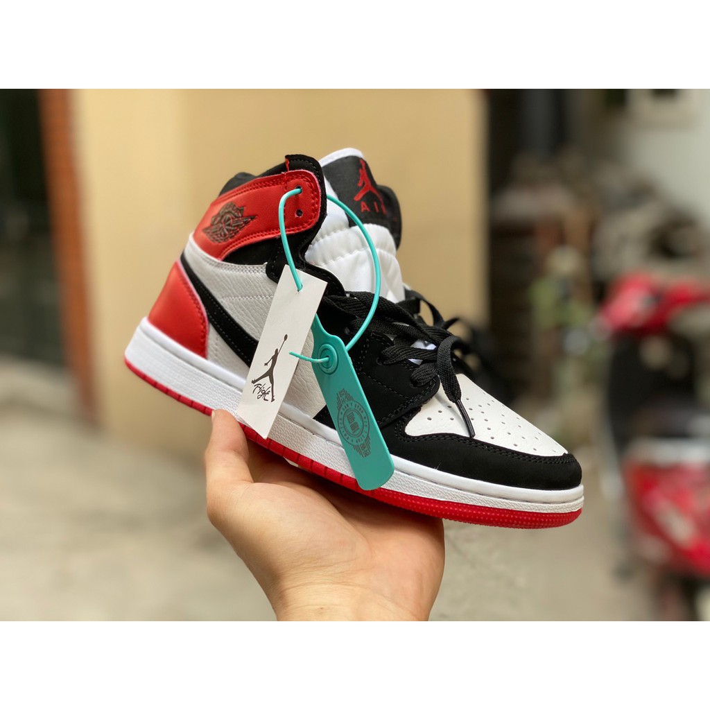 Giày Chơi Bóng Rổ Cổ Cao Giá Rẻ Đủ Màu | BigBuy360 - bigbuy360.vn