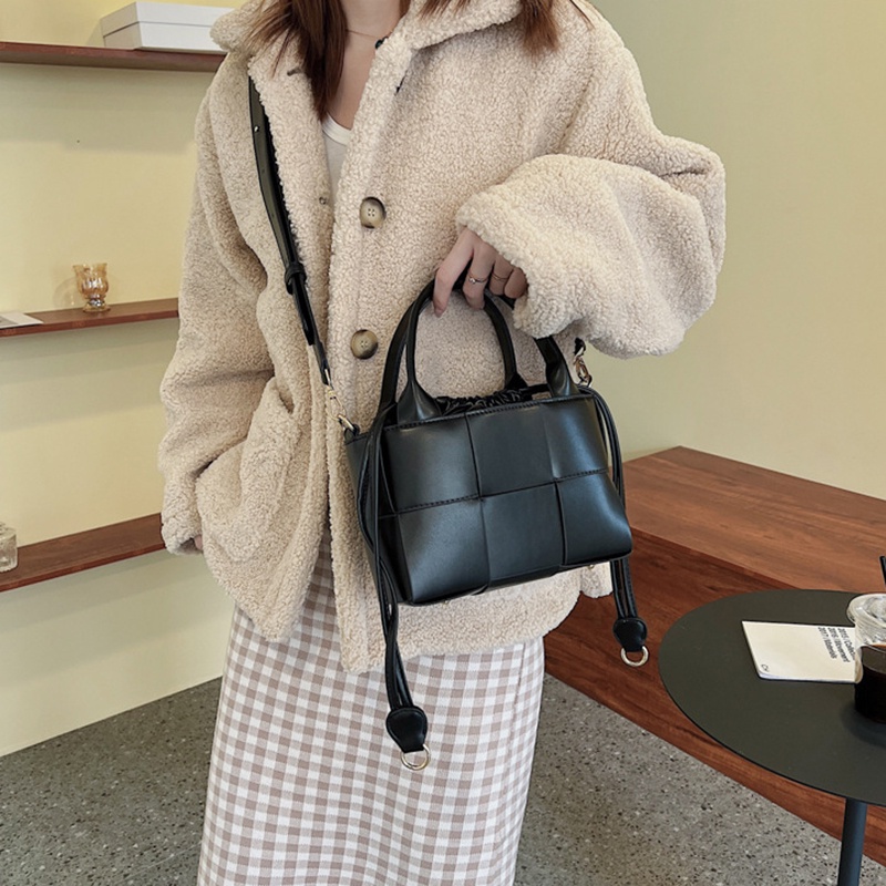 Túi Đeo Vai Sức Chứa Lớn Họa Tiết Kẻ Ô Thanh Lịch Dành Cho Nữ