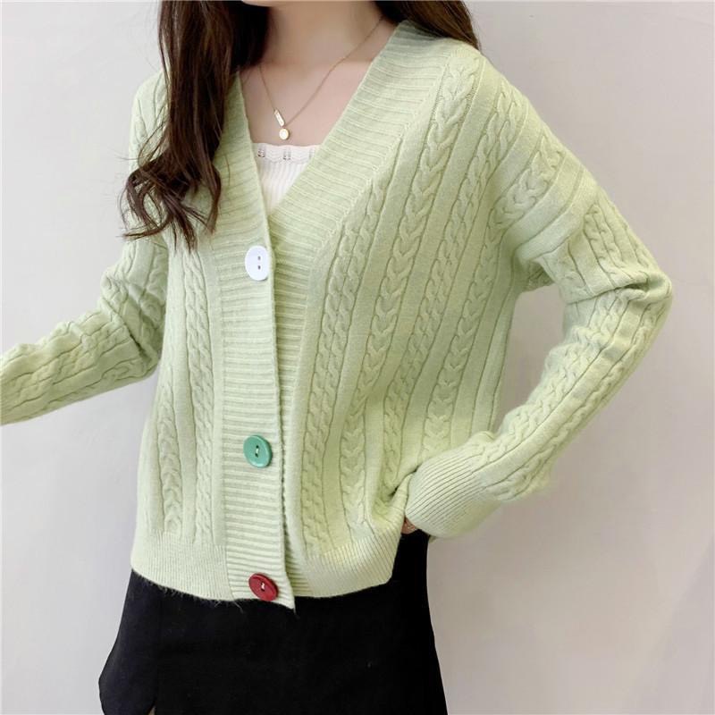 Áo Khoác Len Dệt Kim Xoắn Thừng Cổ Tim Nút 3 Màu Tay Dài | Smide Clothing