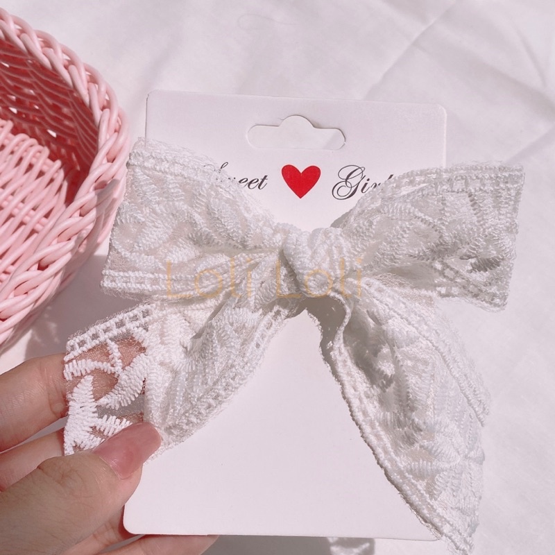 Buộc tóc nơ ren phong cách tiểu thư màu trắng