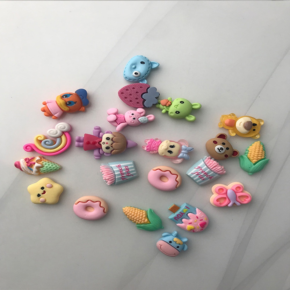 Set 4 miếng dán trang trí bình nước thủ công họa tiết hoạt hình nhiều kiểu đáng yêu