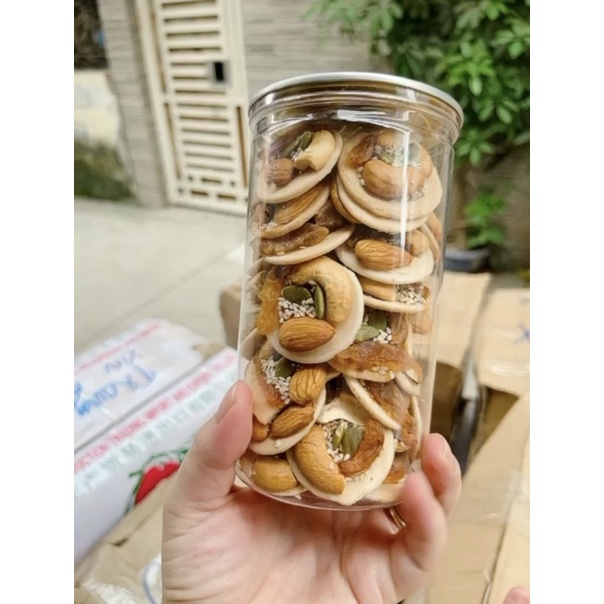 Hộp 350gr kẹo điều thơm ngon giòn rụm đặc sản Bình Phước