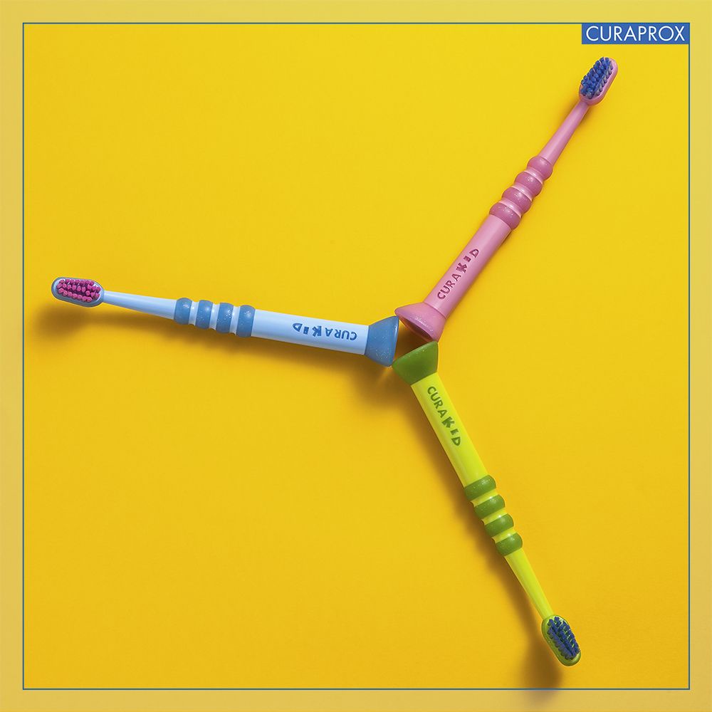 BÀN CHẢI ĐÁNH RĂNG SIÊU MỀM CHO TRẺ EM CURAPROX CURAKID ULTRA SOFT CK 4260 - DÀNH CHO BÉ 0-4 TUỔI