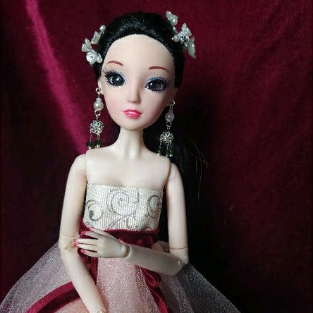 Bông tai búp bê  p16