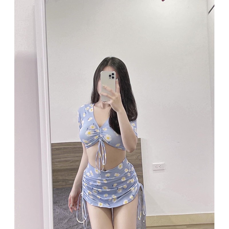 [HÀNG CHUẨN+ẢNH THẬT] Bikini 3 món hoa cúc xanh kèm chân váy | BigBuy360 - bigbuy360.vn