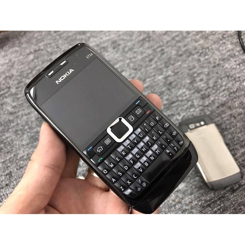 Nokia E71 QWERTY Wifi Bảo hành 12 tháng kèm pin và sạc