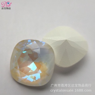 Đá hình đính móng tay