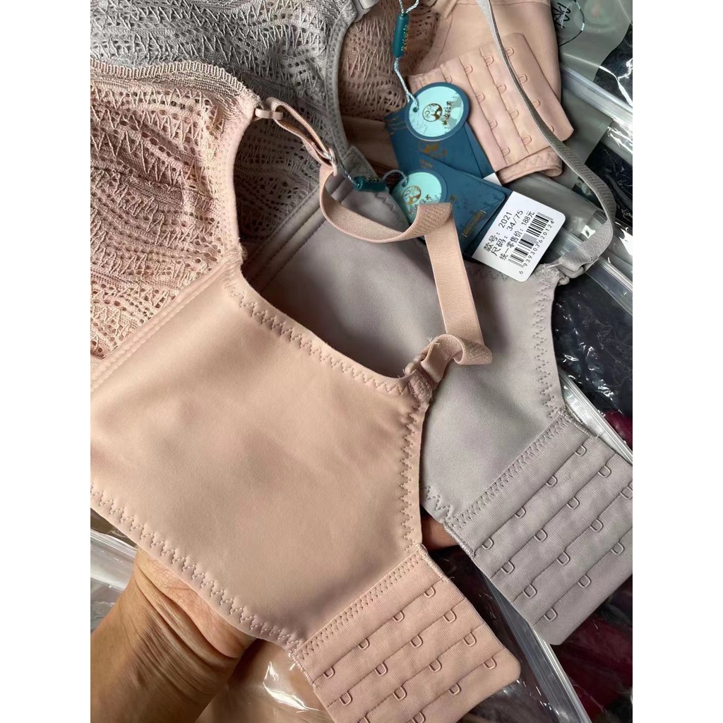 Áo lót Xuchieng đệm dày không gọng tạo khe nâng size hiệu quả cho nàng "hạt lép" với mút hình bàn tay êm ái 2021 | BigBuy360 - bigbuy360.vn