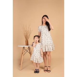 Váy đôi mẹ bé trắng hoa nhí đuôi cá