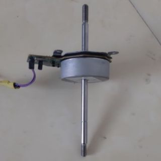 Motor brushless 14-24v chạy max