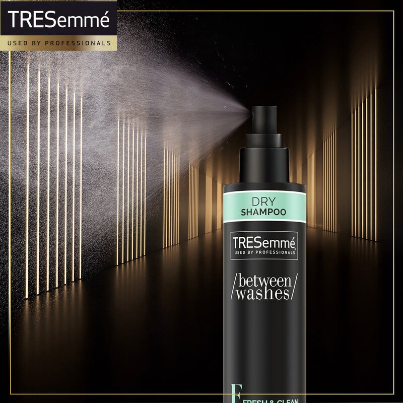 Dầu Gội Khô TRESemmé Dry Shampoo 141g