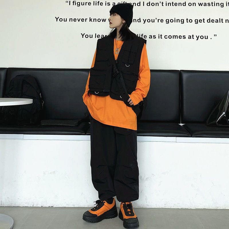 Áo khoác gile kaki unisex