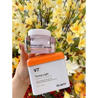 Kem Dưỡng Trắng Da V7 Tonight Light 50ML