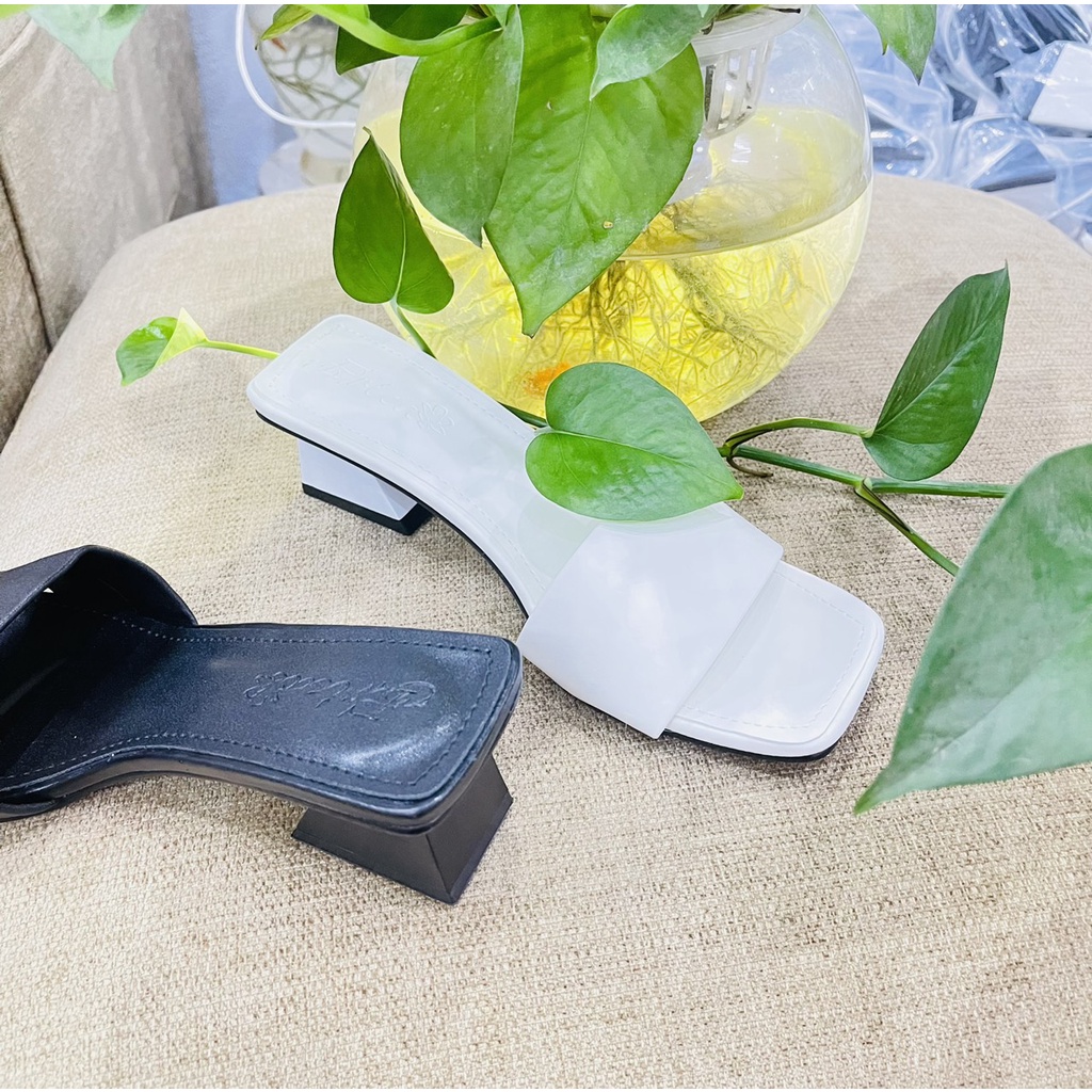 Guốc quai ngang da mịn trơn đen trắng gót trụ vuông - 3P