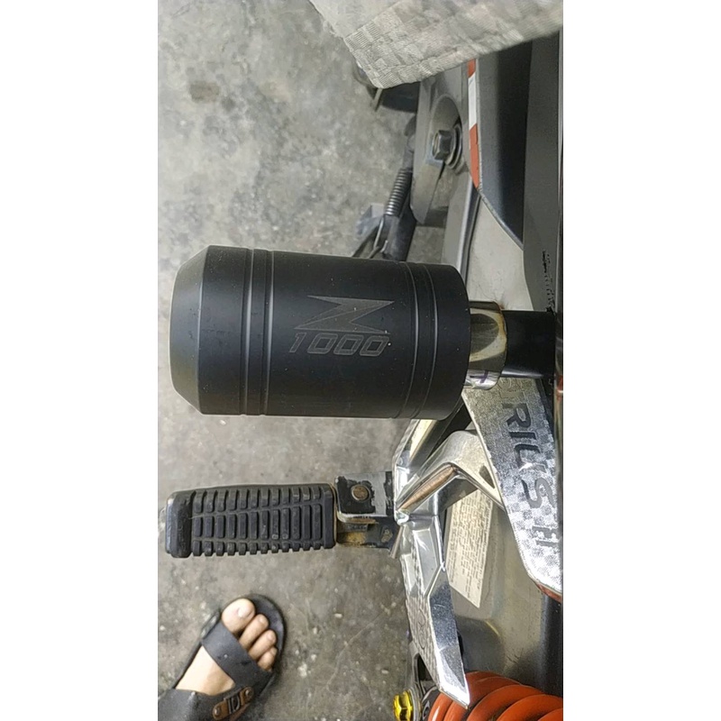 Gù chống đổ kiểu Z1000 nhựa ABS cao cấp gắn các dòng xe máy Exciter Winner PKL Z1000 Z300 ,R15V3, MT15, TFX